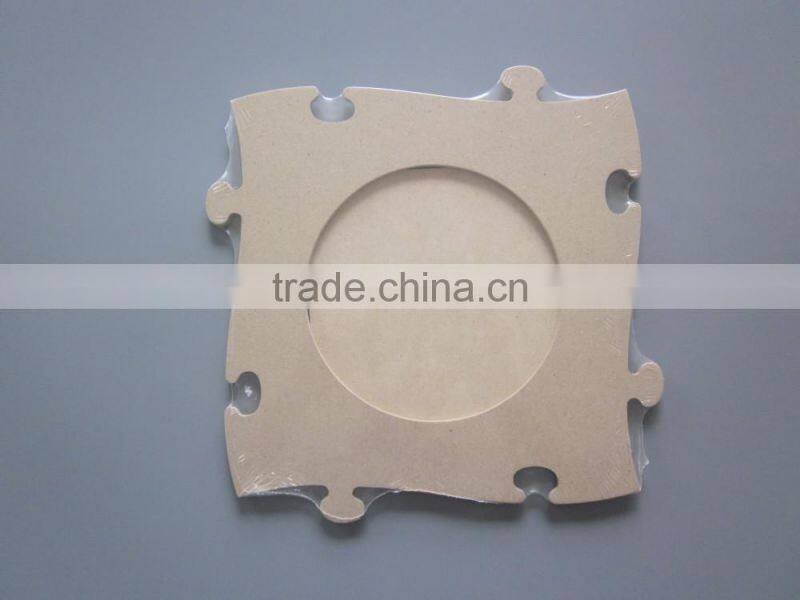 Custom wooden photo frames for home decoration