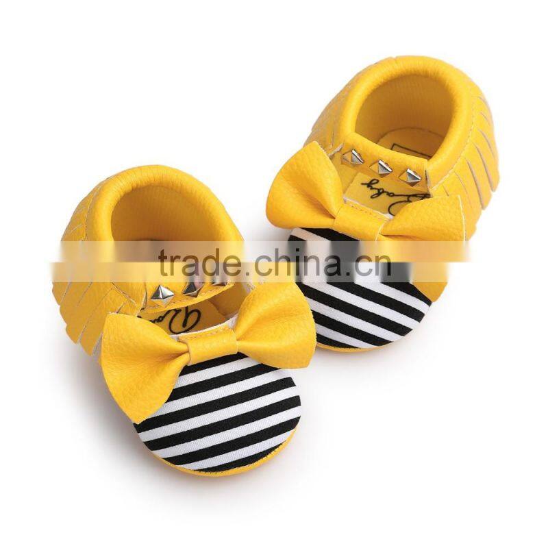 Rivet design fashion moccasins for baby, baby rivet moccasins