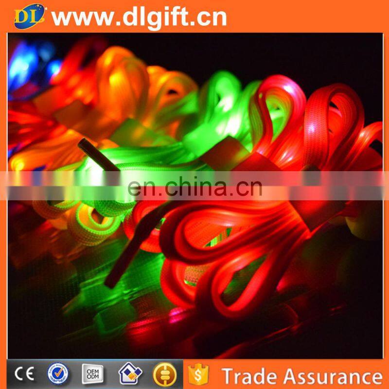 2017 new lights flashing luminous glow in the dark platube shoelaces light up shoe lace led shoelace