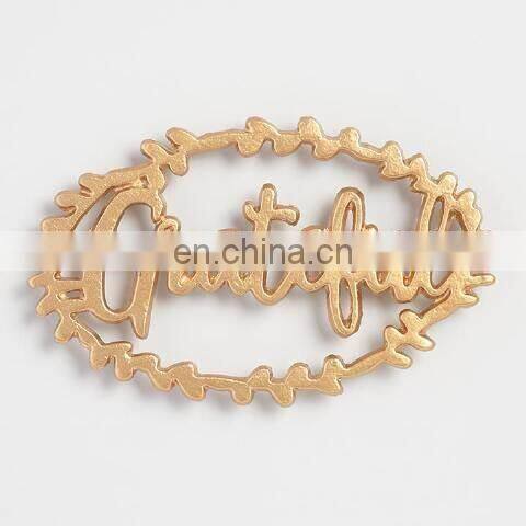 silver flower design trivet