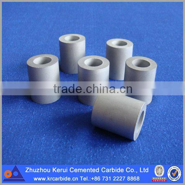 Cemented carbide punching dies