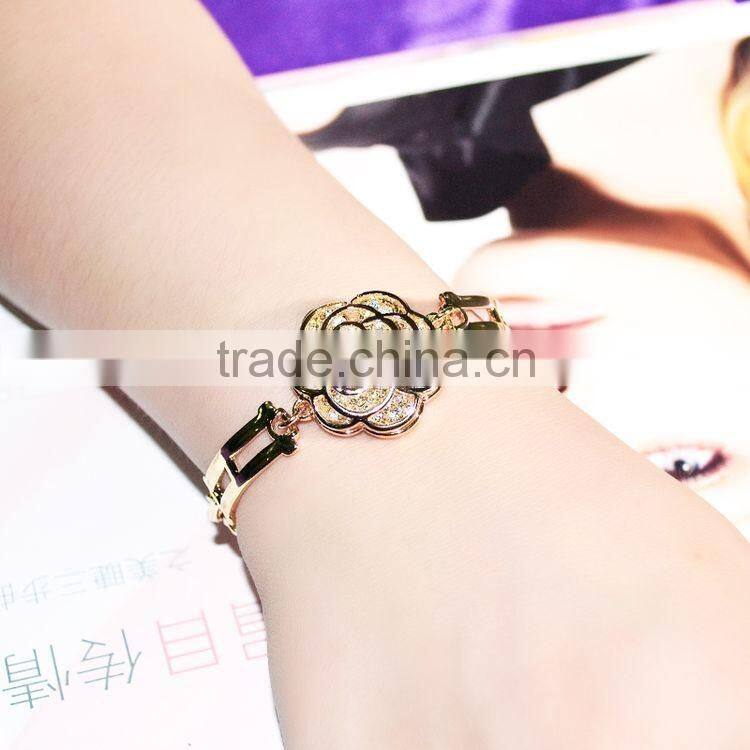 18k Gold Camellia Crystal Sparkle Diamond Hollow Chain Bangle Bracelet