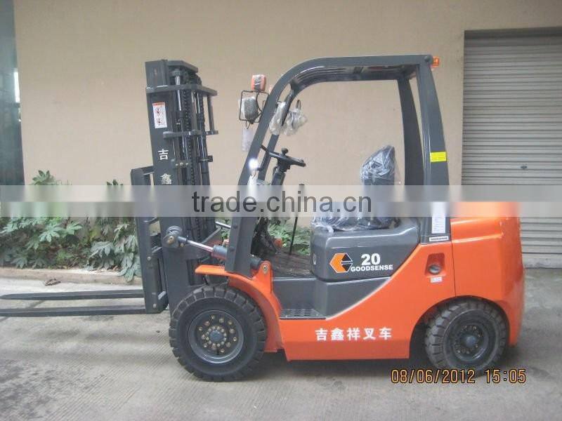 nissan engine 2.0 ton small lpg forklift trucks for sale