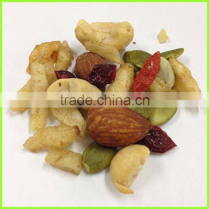 High quality and convenient mixed nuts and fruits including Cavendish banana with multiple functions made in Japan