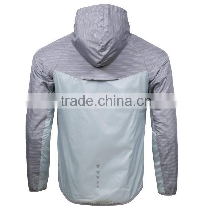 Men's wear reflective movement jacket