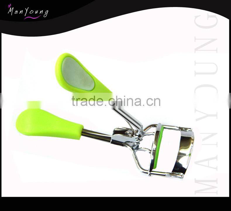 Rubber ring handle metal eyelash curler