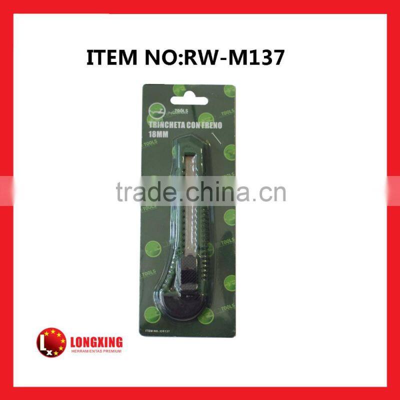 Factory Supply Best Selling 18mm Utility Knife/Cutter/Single Blade /Plastic Hand Tool rw-m137