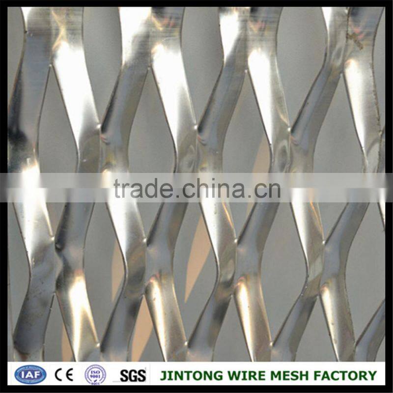 expandable sheet metal diamond mesh