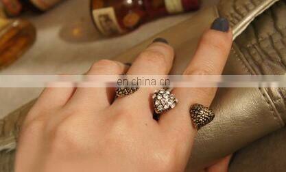 2017 New Fashion Three Heart Simulated Diamond Two Finger Rings Fashion Retro Double Finger Open Ring Classic Fashion