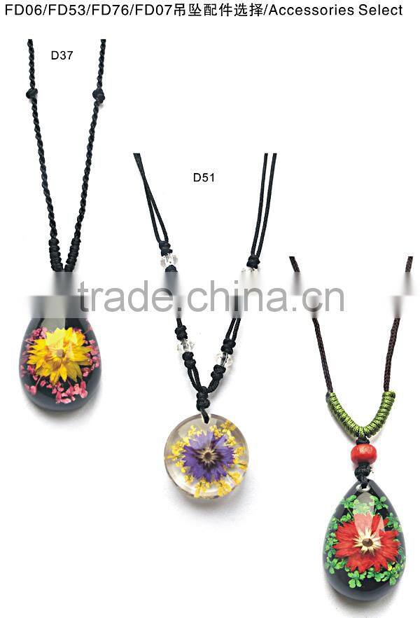 Colorful Shark teeth resin crystal necklace