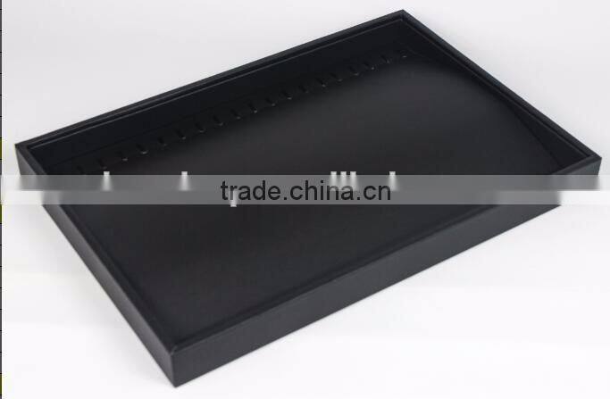 2016 Huaxin custom luxury wooden jewelry display tray for bracelet display