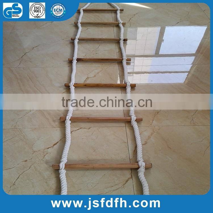 Lightweight Outdoor Wodden Safety Ladder