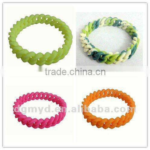 Most Special and Lovely 18 links twist silicone bracelet