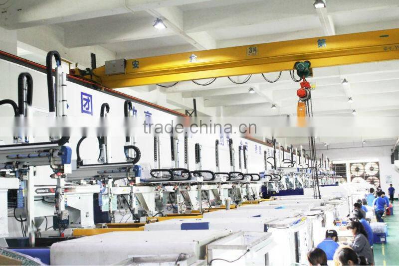 Pick And Place Robotic Arm For Injection Molding Machine