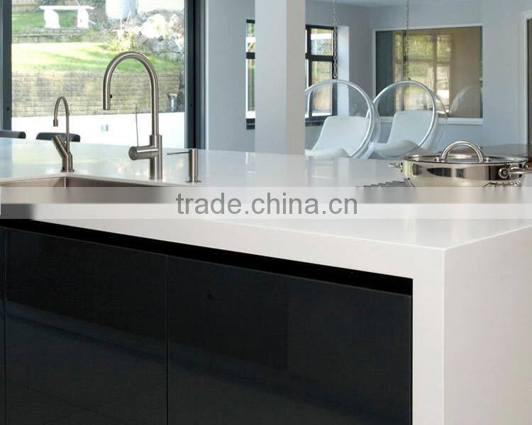 MDF kitchen cabinet with kitchen faucet, Lacquer ktichen cabinet