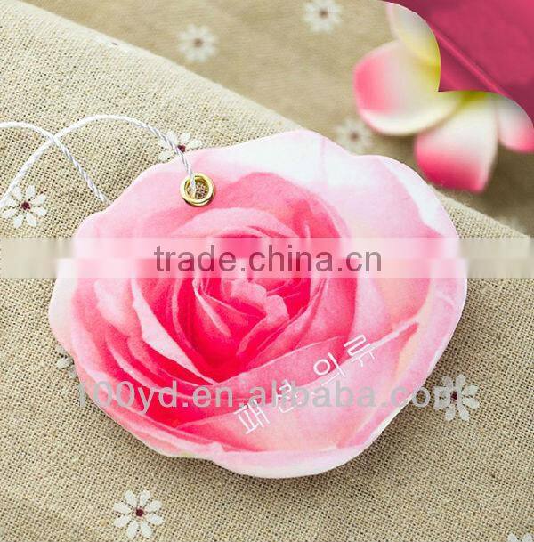 different bags hang tags