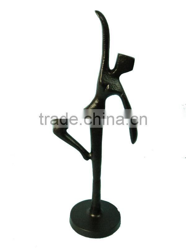 Bright Finish Solo Dancing Figurine Aluminum Home Decoration Figurine