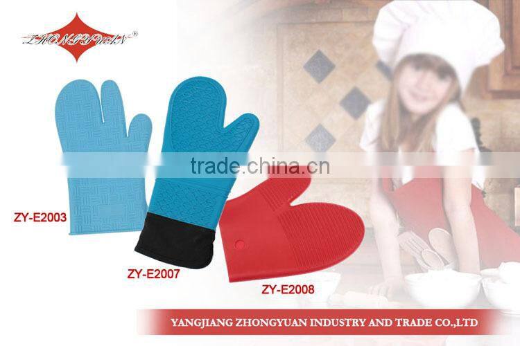 Lovely animal shape silicone household oven glove