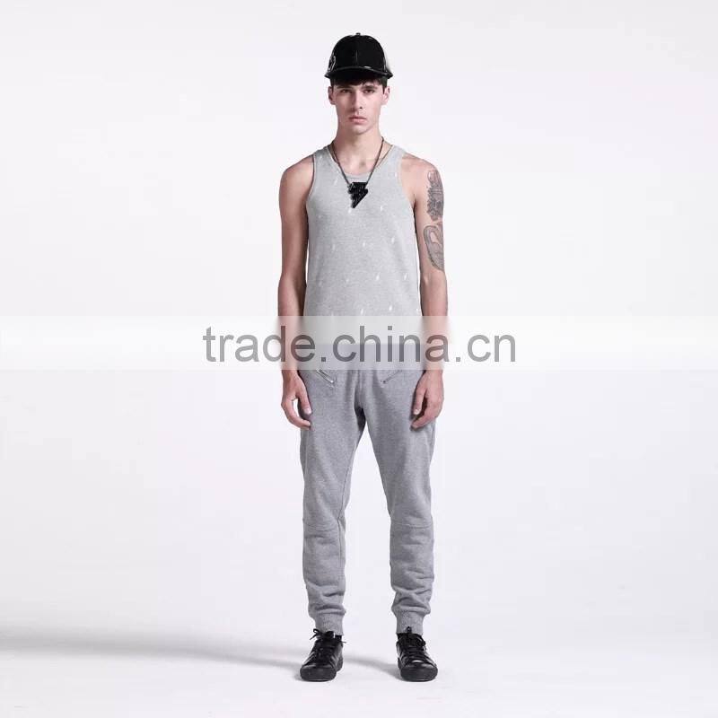 latest design stylish man tank top custom wholesale with cheap price made in China