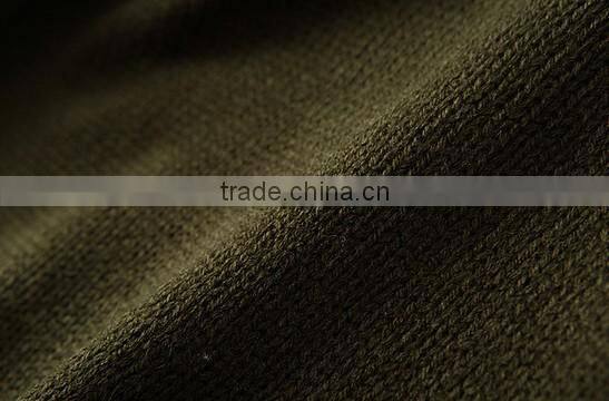 The long sleeve dark green round V neck knitting pullover casual men knitted sweater