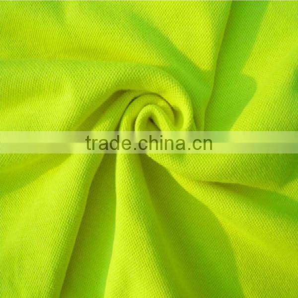 Fluorescent flame retardant fabric for workers