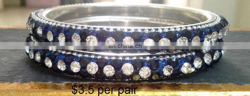 Vintage Style Crystal Bangle