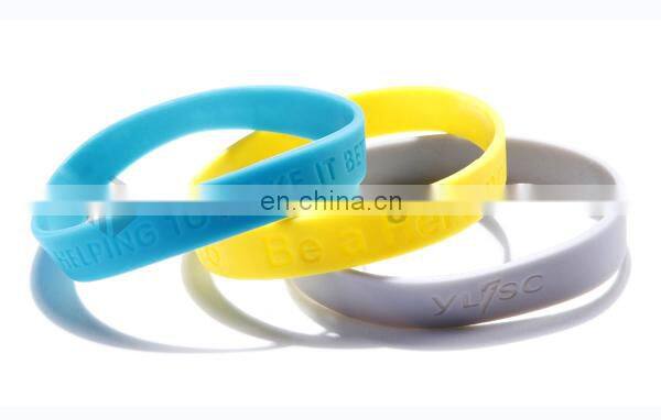 Personalized newest fashion cheap custom silicone bracelets