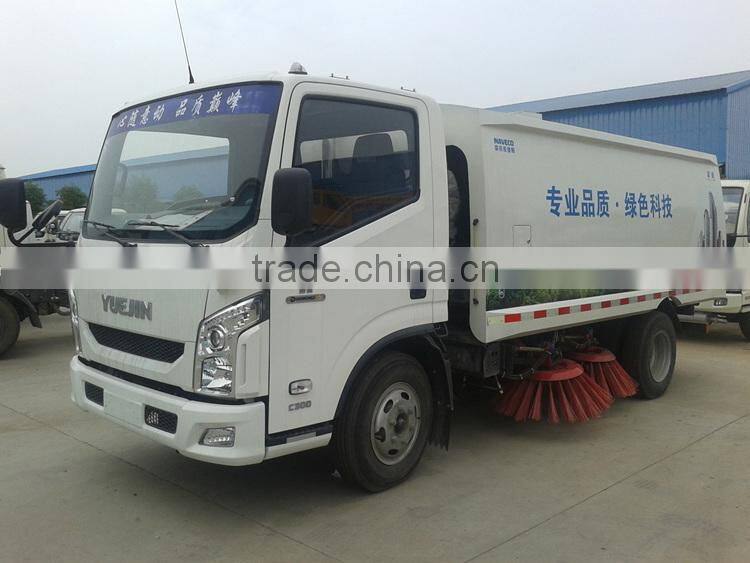 Low price Iveco small sweeper truck,iveco street sweeping truck