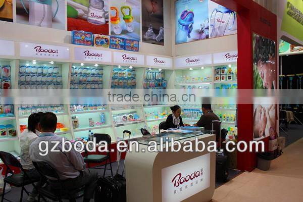 baby cup feeder with handles