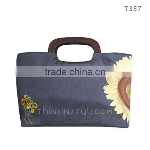 Flower hand embroidery taffeta silk bag T357