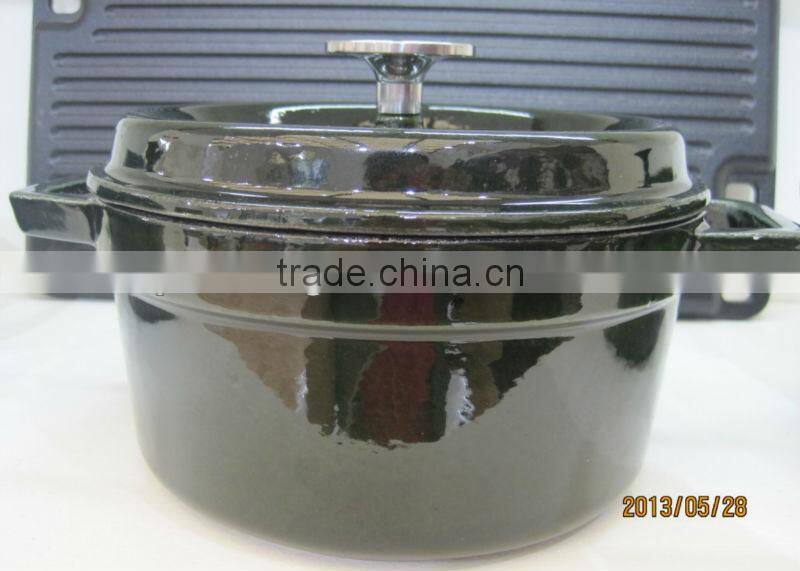 cast iron round casserole