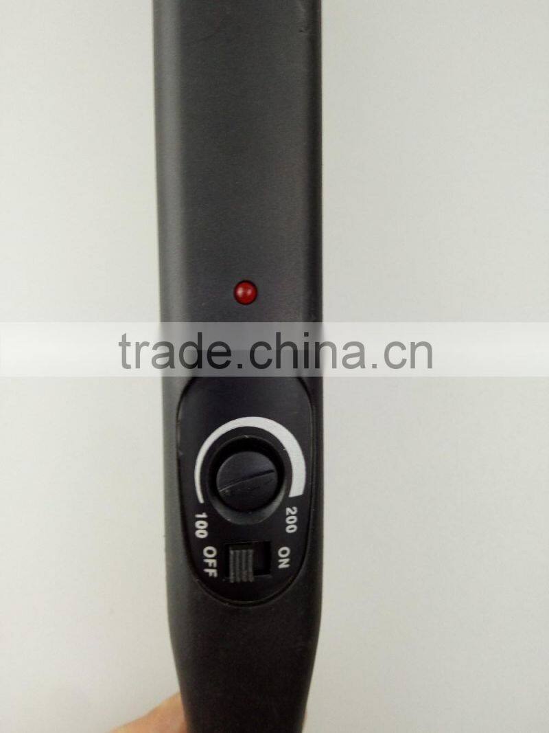 curved and flat,and it suit for all types of hair extension systems hair extension