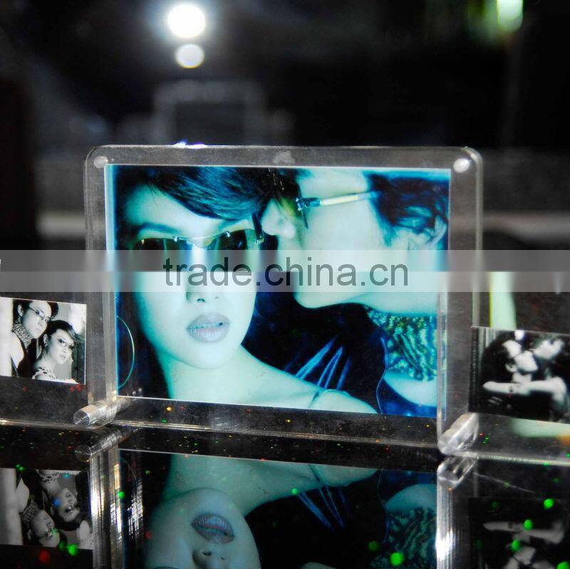 New and Popular Acrylic Photo Frame Wholesale