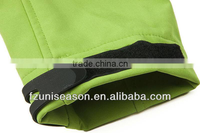 Lady Green Softshell Snowboard Jacket