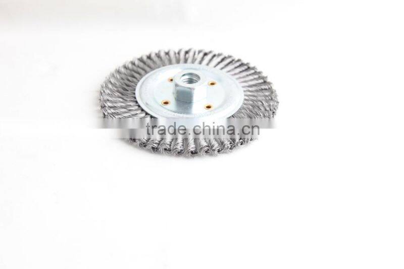 Twist knot wheel brushes