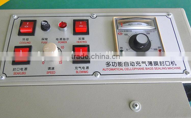 Air blow fill seal machine, sealing machine with air blowing