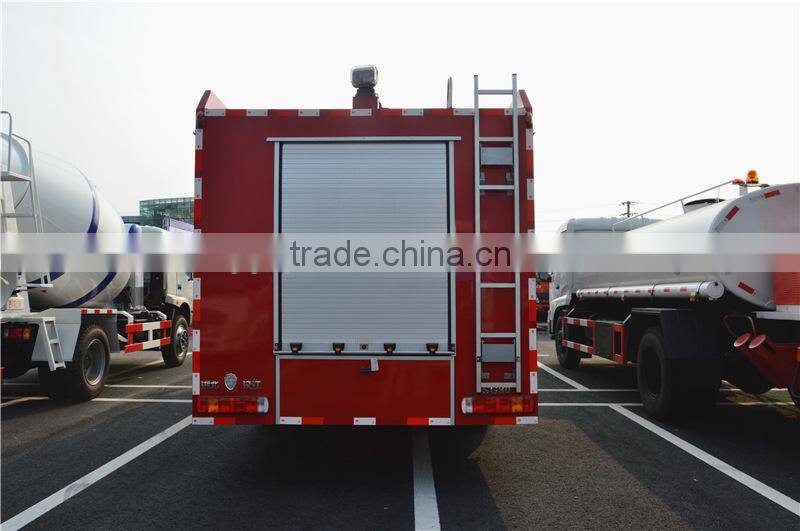 8000Liter SINOTRUK HOWO water tank fire truck