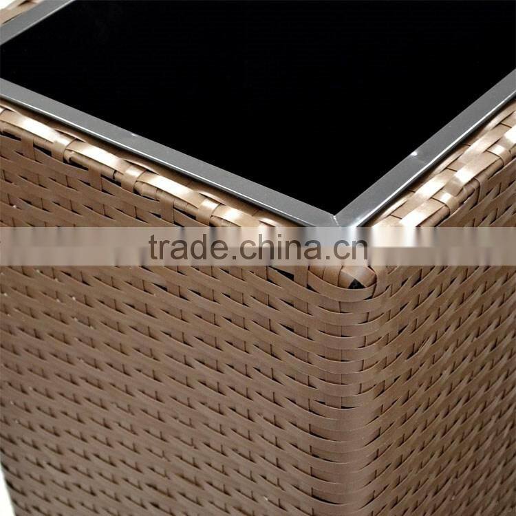 Outdoor garden patio decor plastic rattan plant pots tall large planters