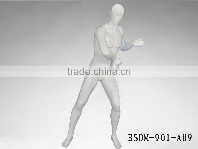 High quality fiberglass silver sports male mannequin for window display