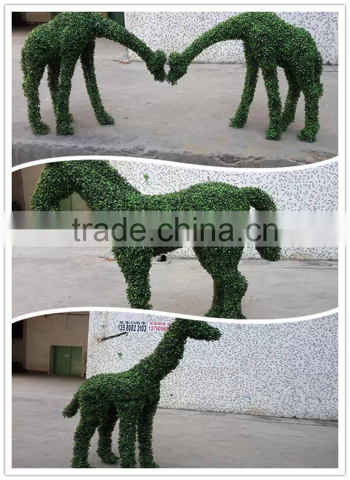 wholesale artificial green sculpture simulation animal