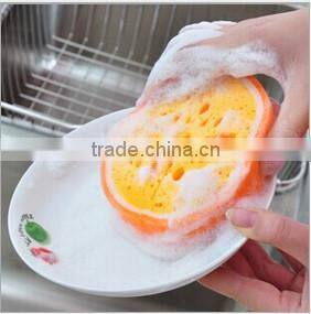 "8" shaped cleaning sponge used for washing the car