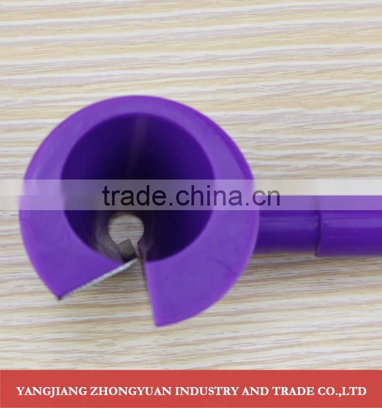 New products kitchen gadget 2015 plastic vegetable carrot peeler