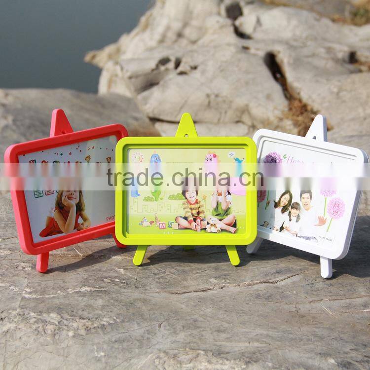 Hot Selling Cheap Plastic Photo Picture Frames Souvenir Picture Frame Wholesale