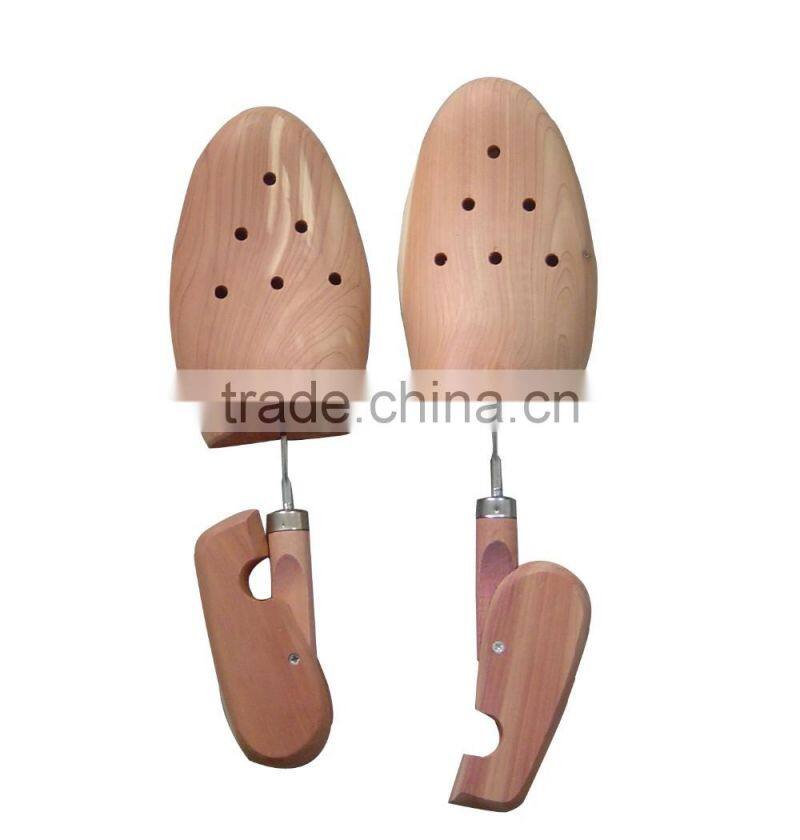 High quality wholesale cedar shoe tree for men