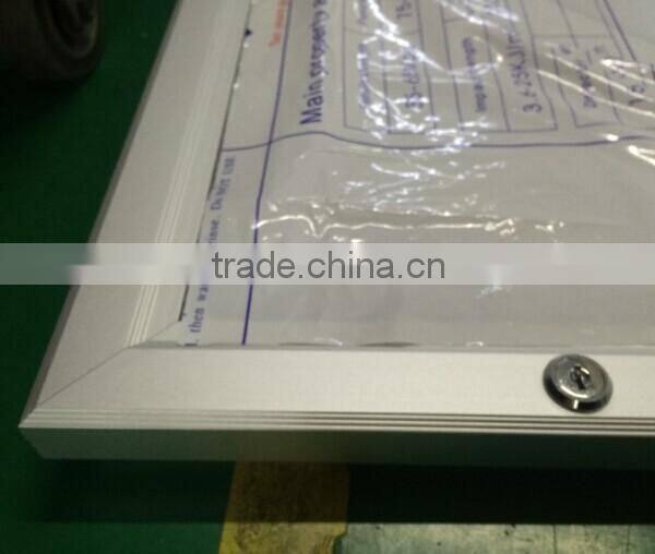 Wall-mounted Slim Key Lockable Cork Boards Poster Frames with Polycarbonate Lens