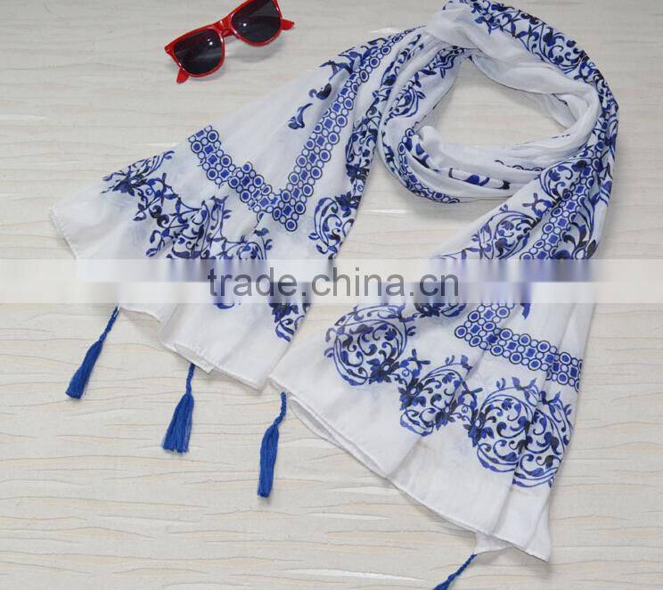 Autumun Winter Fashion Blue And White Porcelain Printing Cotton Pashmina Scarf With Tassel