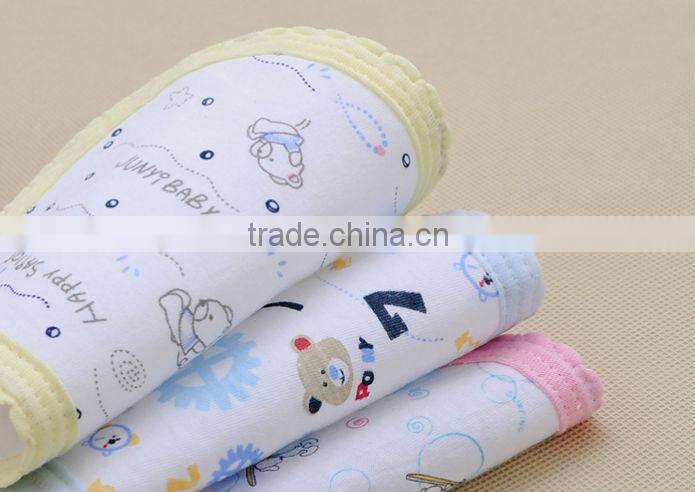 Top Selling Infant Saliva Towels Baby Wear Cotton Waterproof Baby Bibs