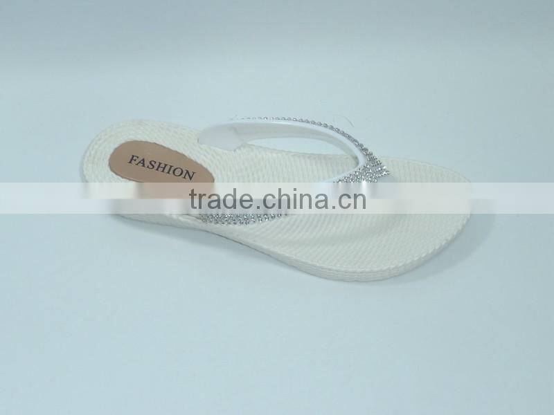 2016 PVC PCU Fashion Lady Pearl Summer Slippers