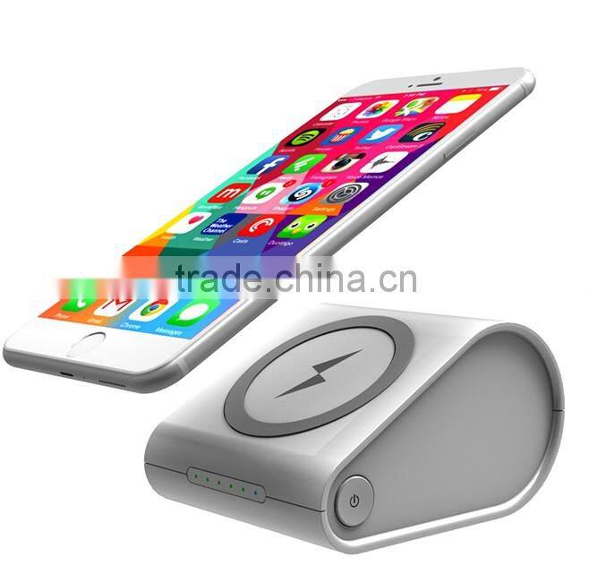 Portable 8000mah wireless charger power bank for iPhone 7