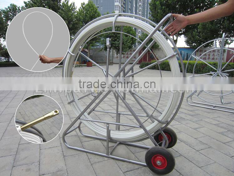 Used to pull or push taps cables or sondes through ducts ables